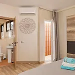 Cozy In Classic Style Apartment Playa San Juan